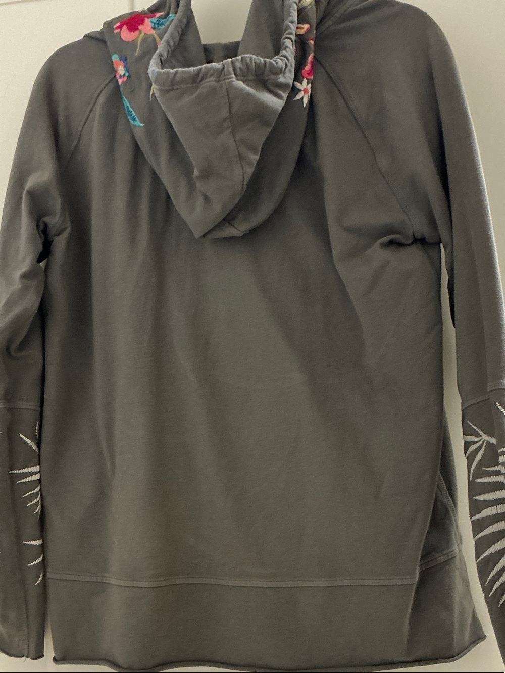 Johnny Was Dark Gray Embroidered Flamingo Pullover - Picture 4 of 5
